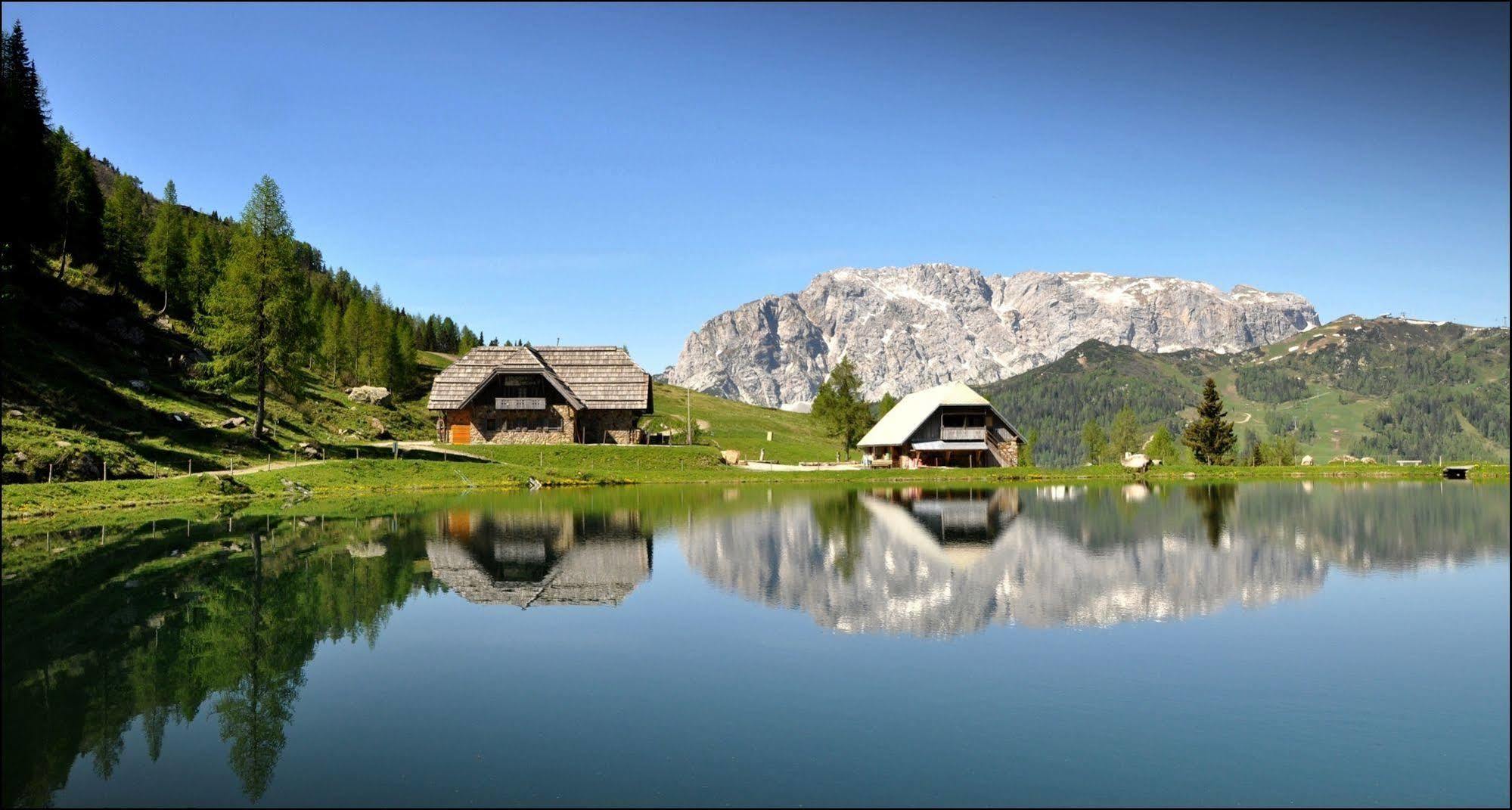 Отель Enzianbrenner Ениг Экстерьер фото